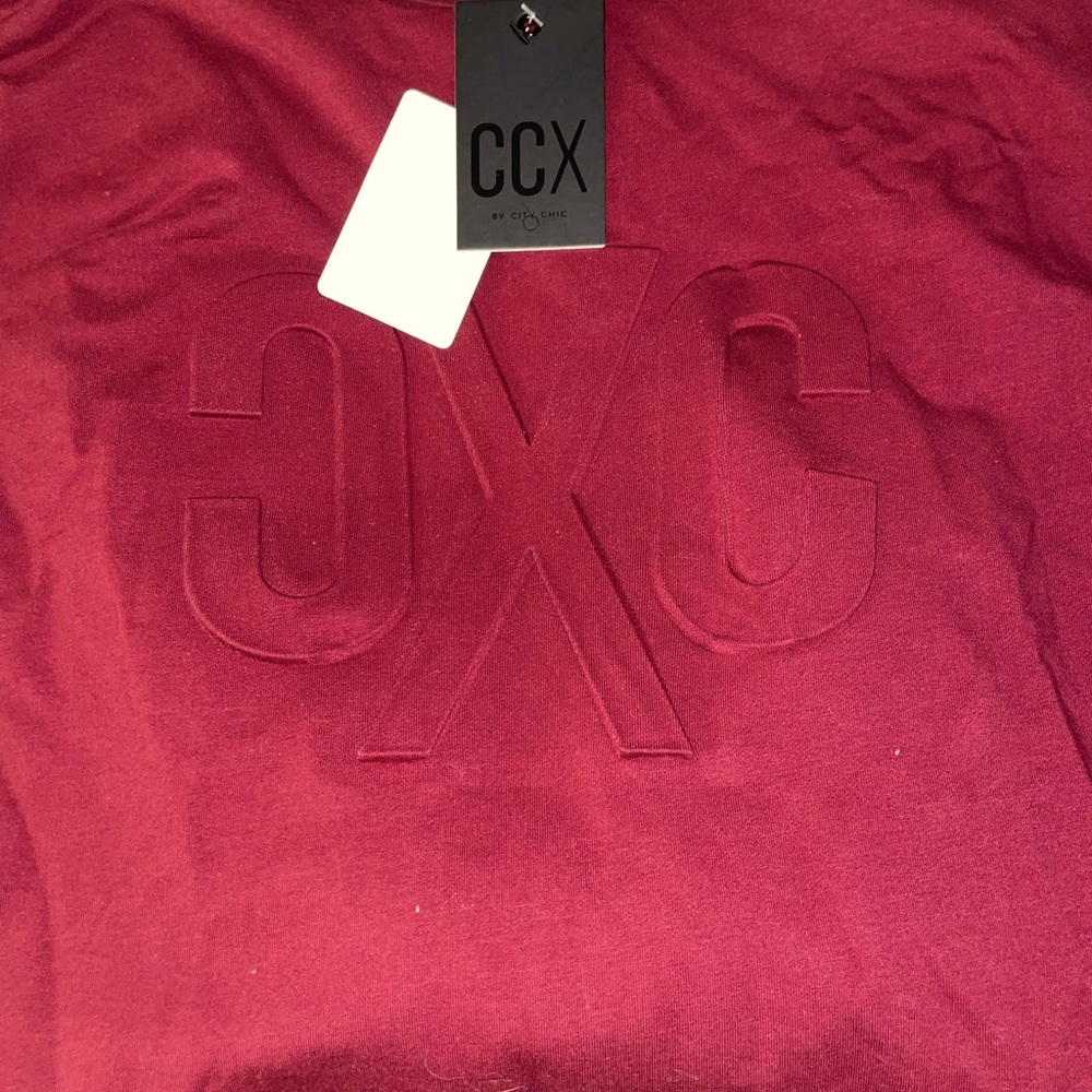 Cherry colored long length hoodie ccx avenue branded plus size. L/20
